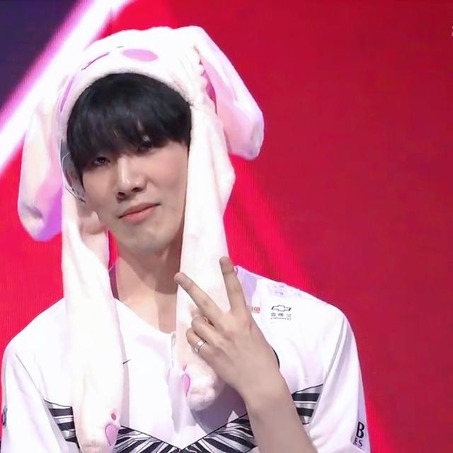 是效率与决 是效率与决