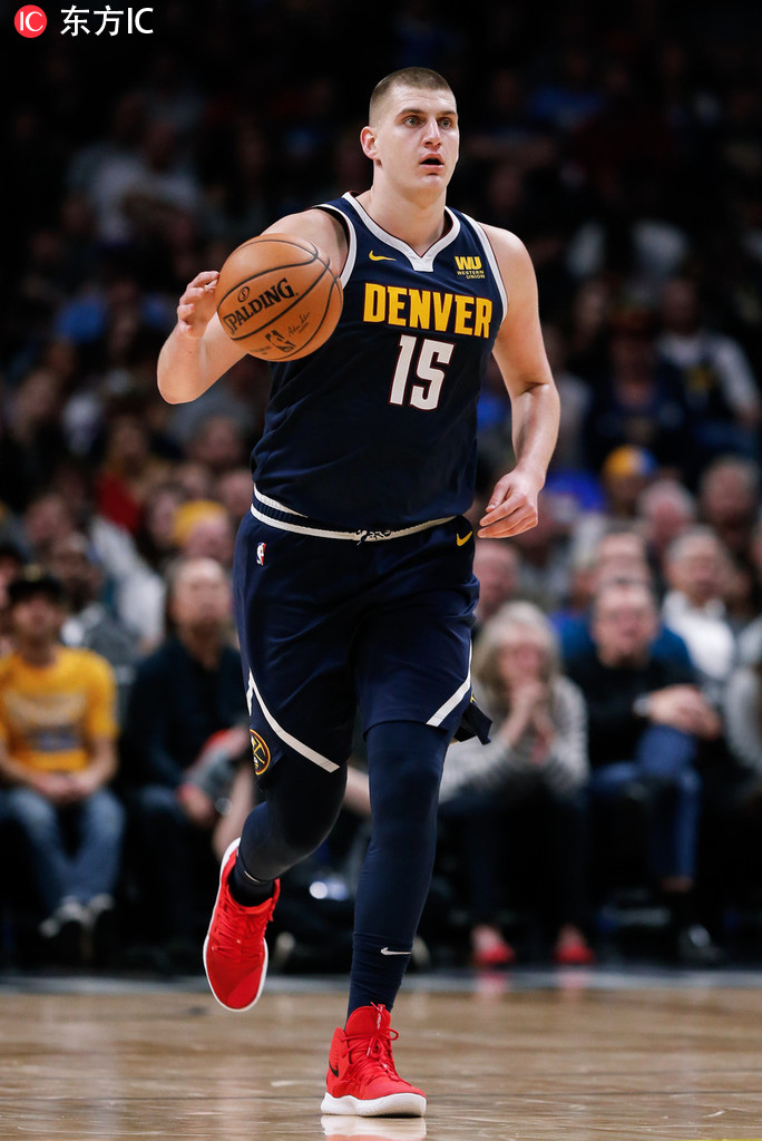 侧翼切入 侧翼切入