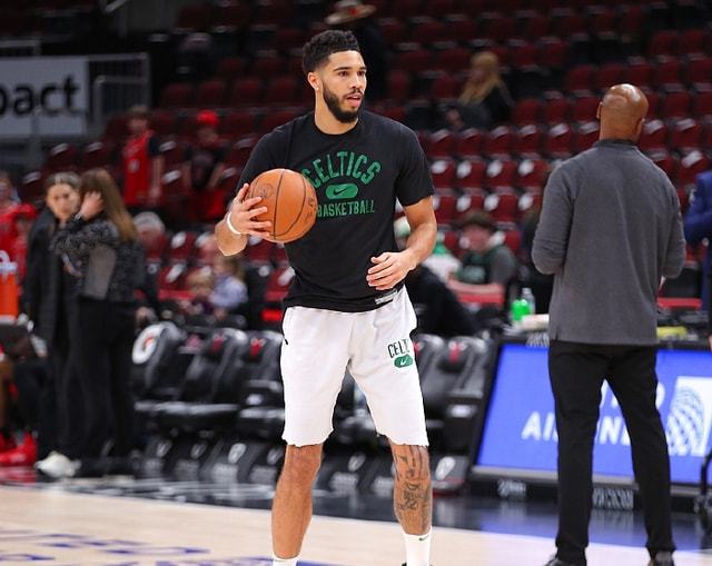 字母哥更看 字母哥更看